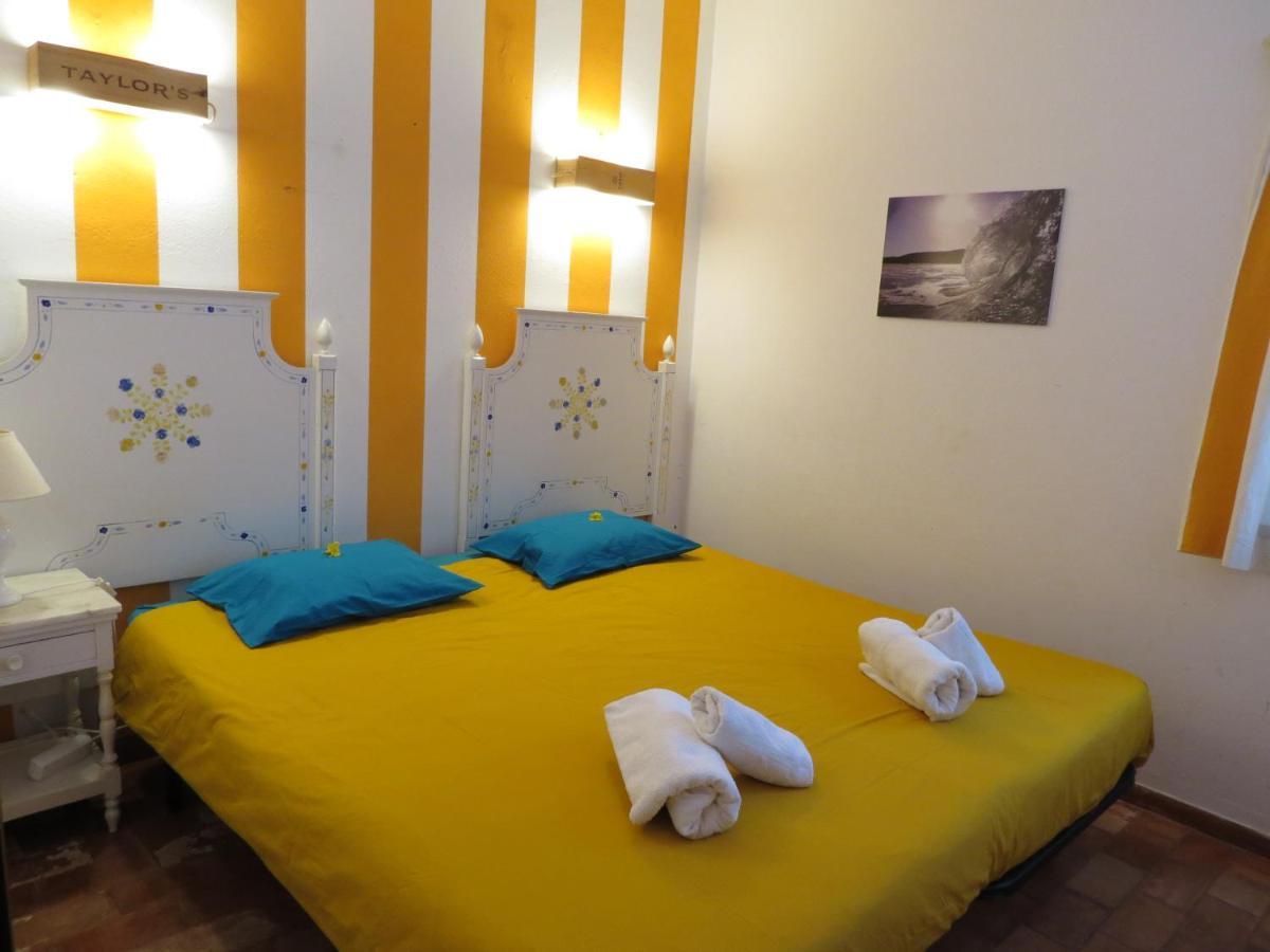 Senhora da Luz Jho'La Surf Camp 호스텔 외부 사진
